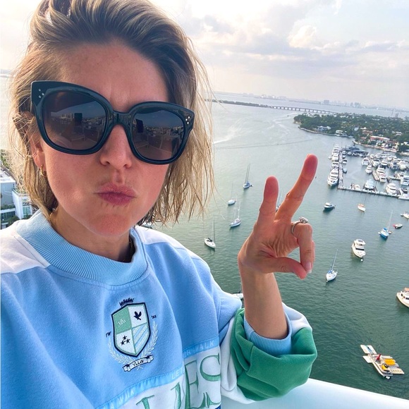 Meet your Posher, Molly - Picture 1 of 1